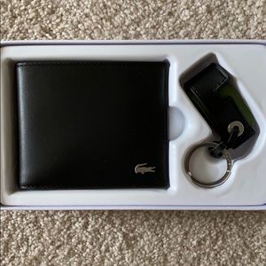 Lacoste men’s wallet with matching keychain